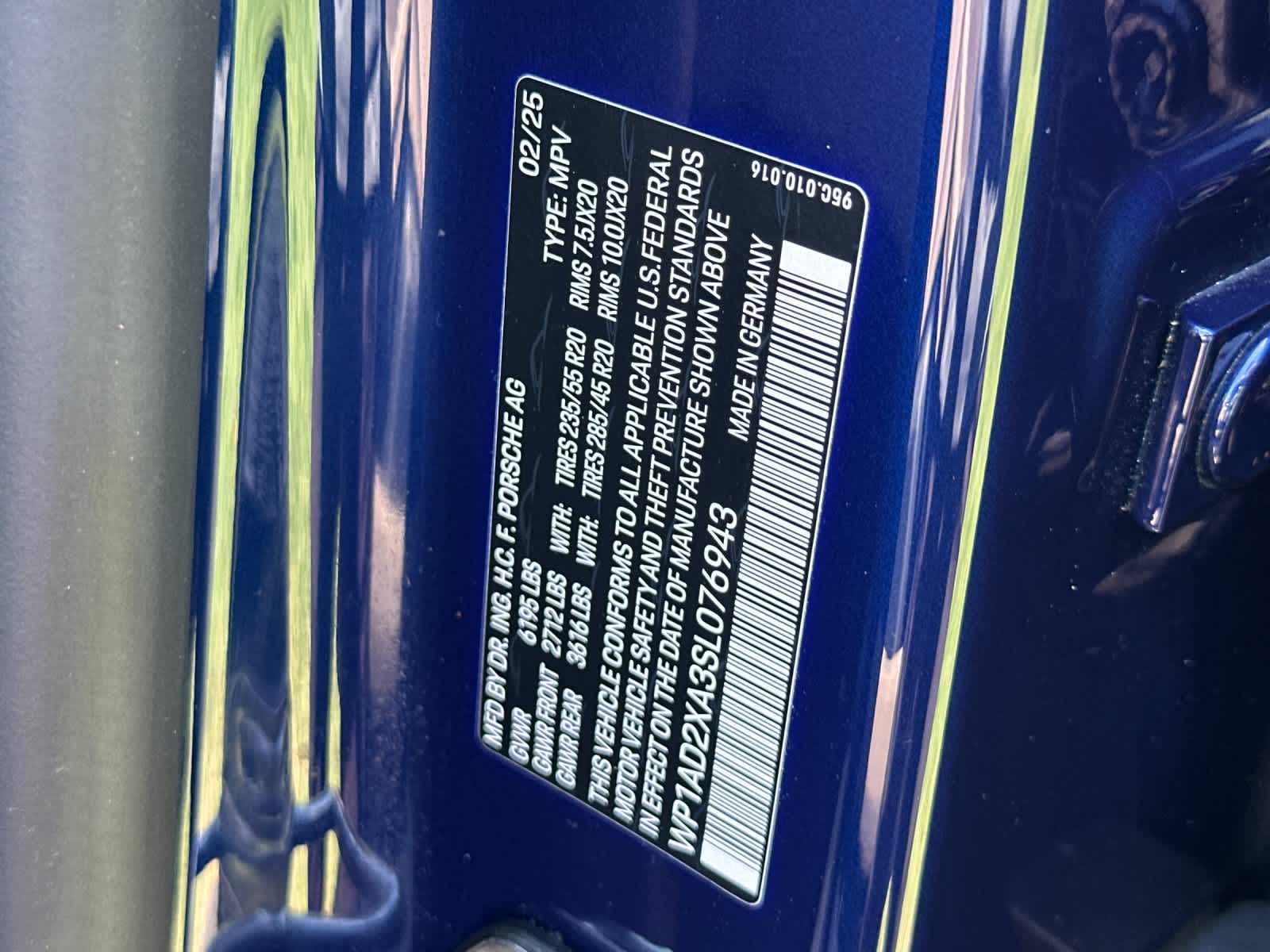 2025 Porsche Macan Electric