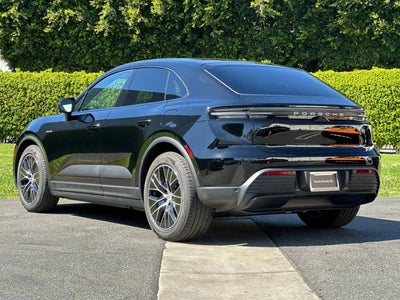 2026 Porsche Macan Electric