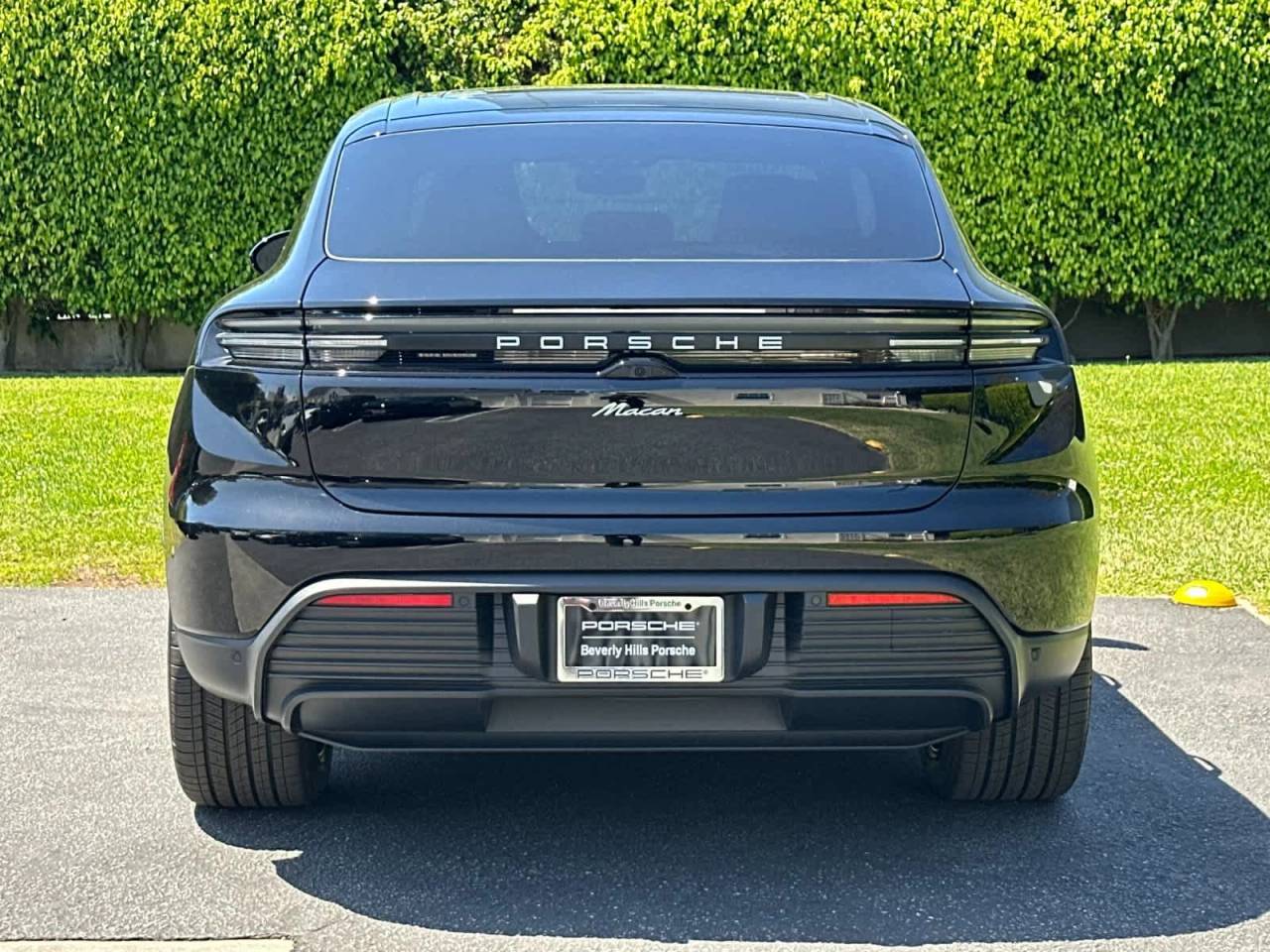 2026 Porsche Macan Electric