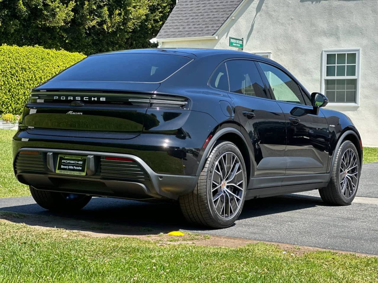2026 Porsche Macan Electric