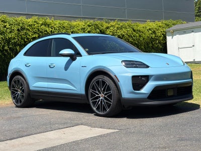 2026 Porsche Macan Macan Electric