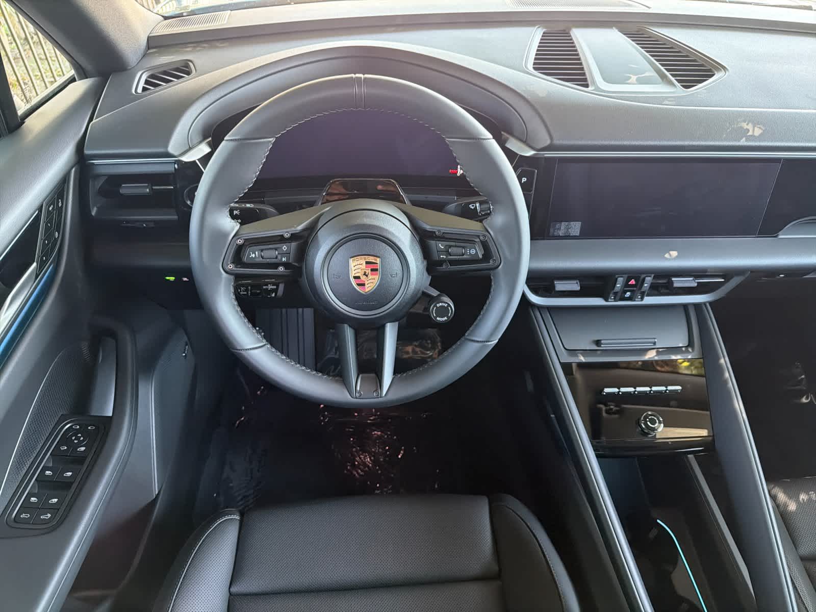 2026 Porsche Macan Macan Electric