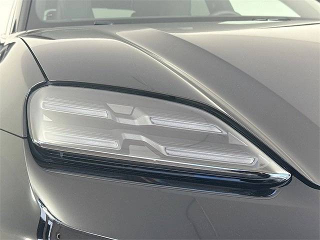 2025 Porsche Macan Electric