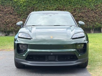 2026 Porsche Macan Macan Electric