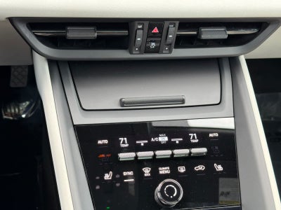2026 Porsche Macan Macan Electric