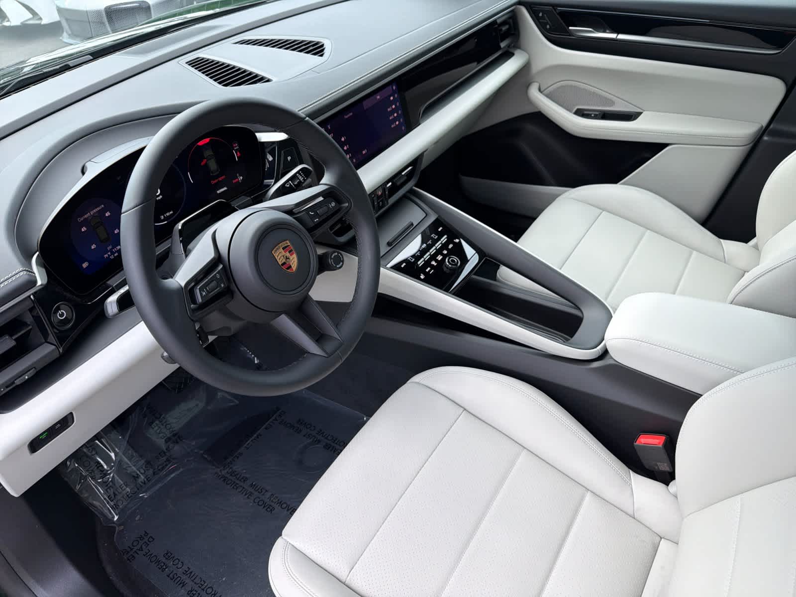 2026 Porsche Macan Macan Electric