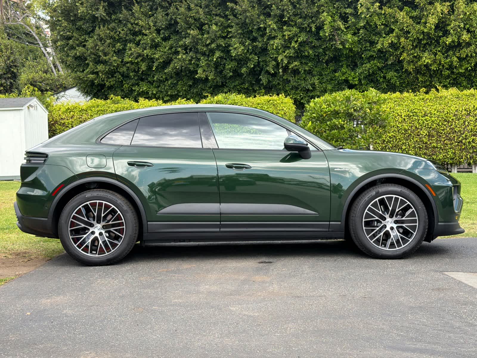 2026 Porsche Macan Macan Electric