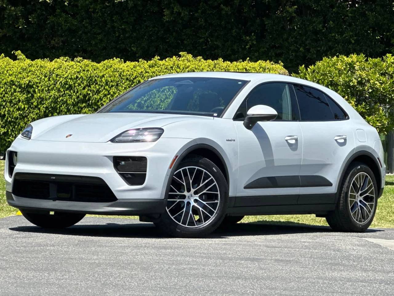 2026 Porsche Macan Electric