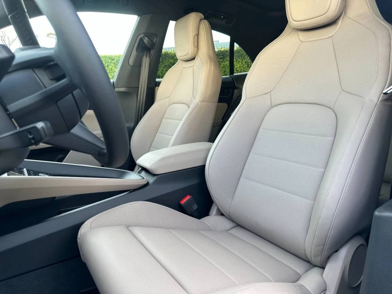 2026 Porsche Macan Electric