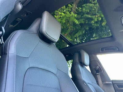 2025 Porsche Macan Macan Electric