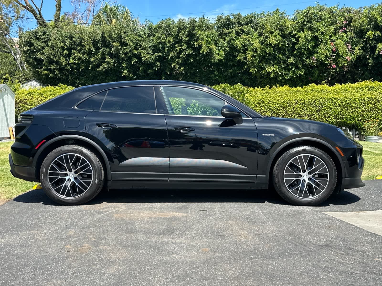 2025 Porsche Macan Macan Electric