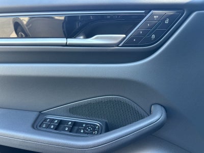 2026 Porsche Macan Electric