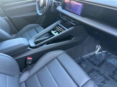 2026 Porsche Macan Electric