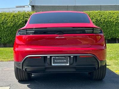 2026 Porsche Macan Electric