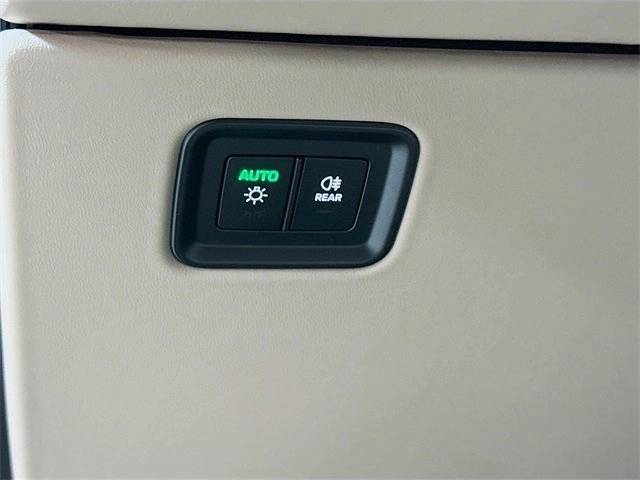 2025 Porsche Macan Electric