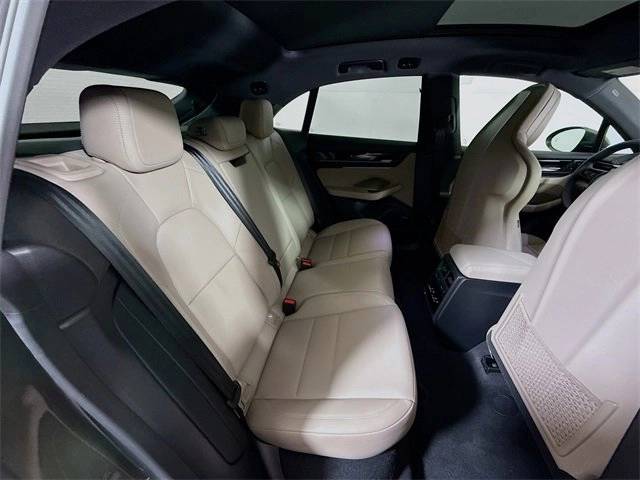 2025 Porsche Macan Electric