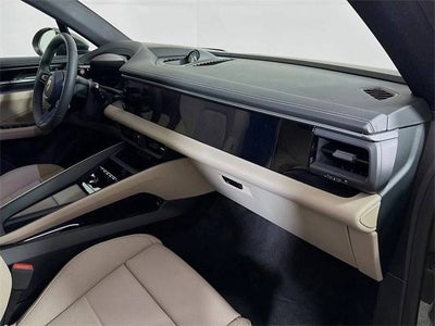 2025 Porsche Macan Electric