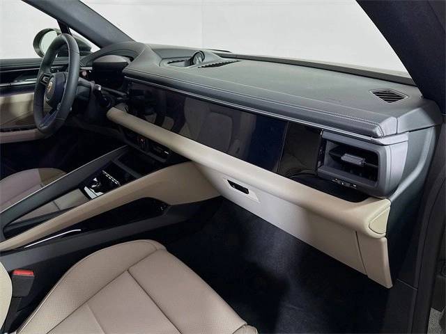 2025 Porsche Macan Electric