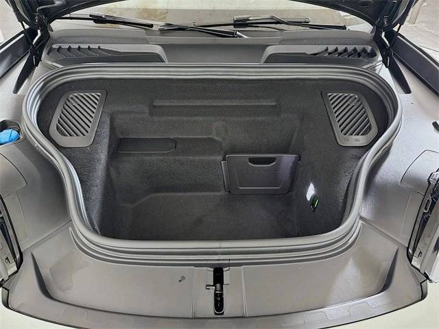 2025 Porsche Macan Electric