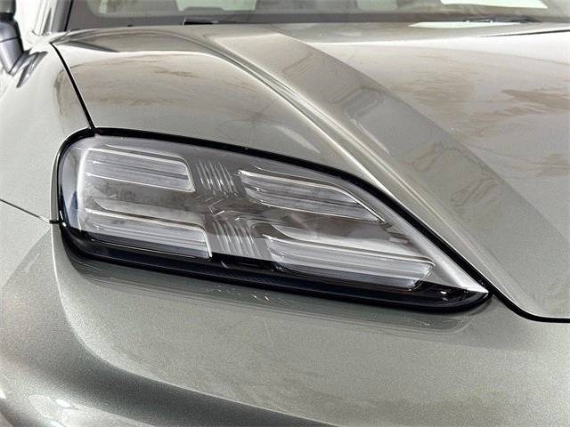 2025 Porsche Macan Electric