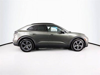 2025 Porsche Macan Electric