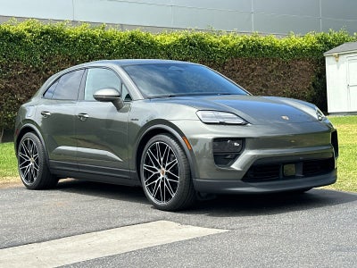 2026 Porsche Macan Macan Electric