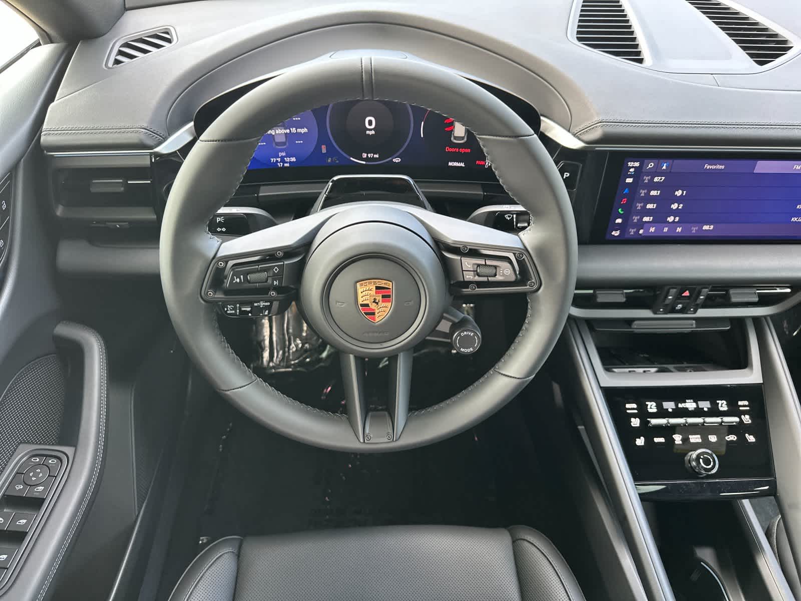 2026 Porsche Macan Macan Electric