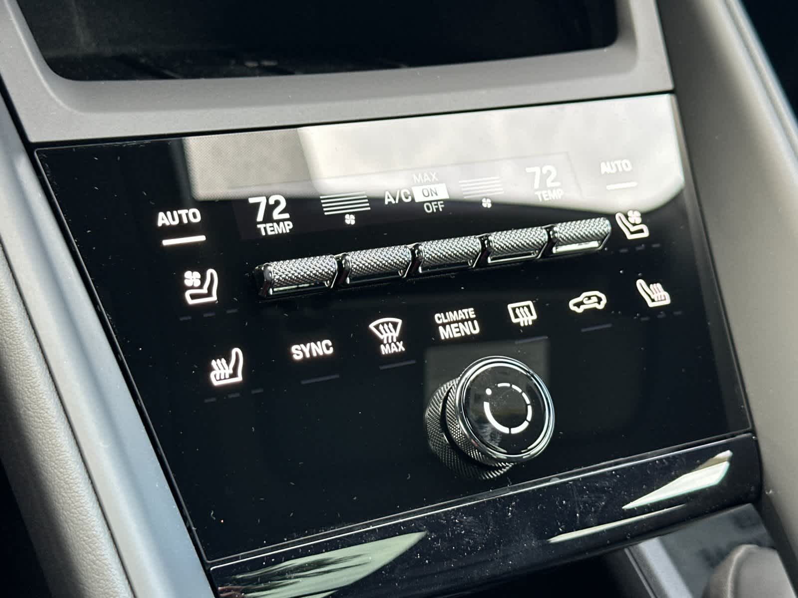 2026 Porsche Macan Macan Electric
