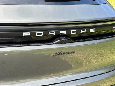 2026 Porsche Macan Macan Electric