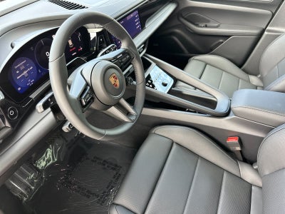 2026 Porsche Macan Macan Electric