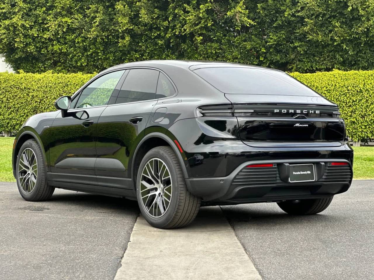 2026 Porsche Macan Electric