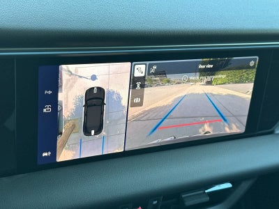 2026 Porsche Macan Electric