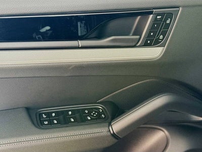 2026 Porsche Cayenne E-Hybrid