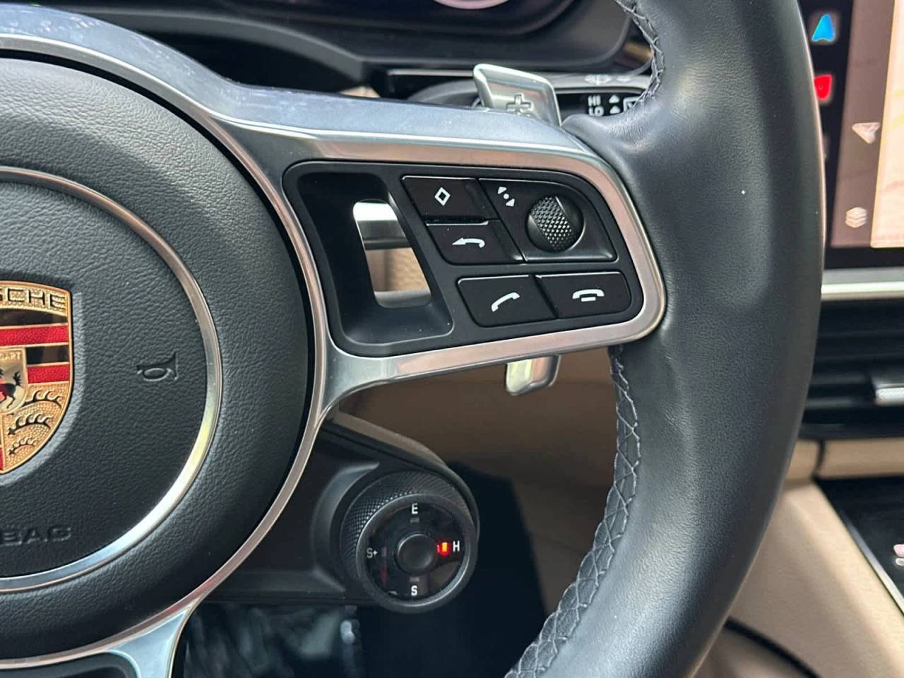 2023 Porsche Cayenne E-Hybrid Platinum Edition