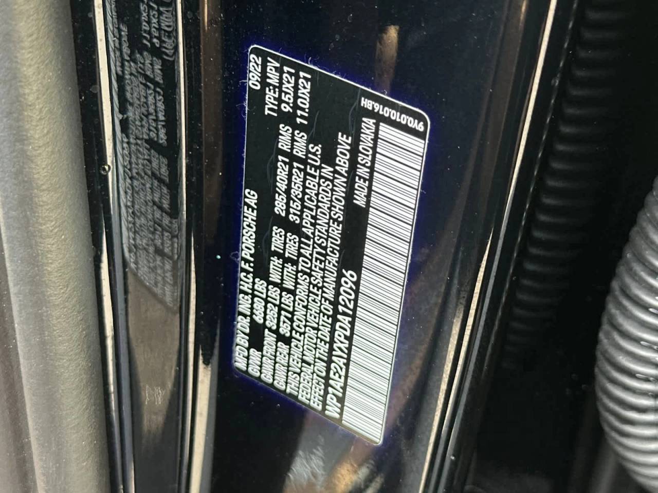 2023 Porsche Cayenne E-Hybrid Platinum Edition