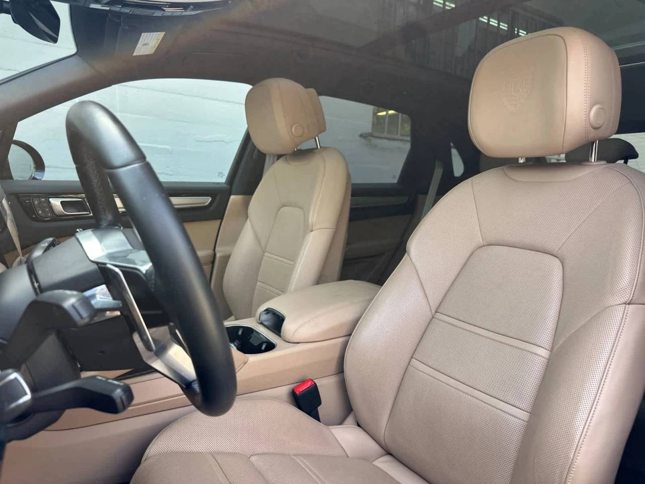 2023 Porsche Cayenne E-Hybrid Platinum Edition