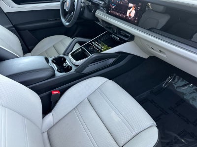2025 Porsche Cayenne E-Hybrid