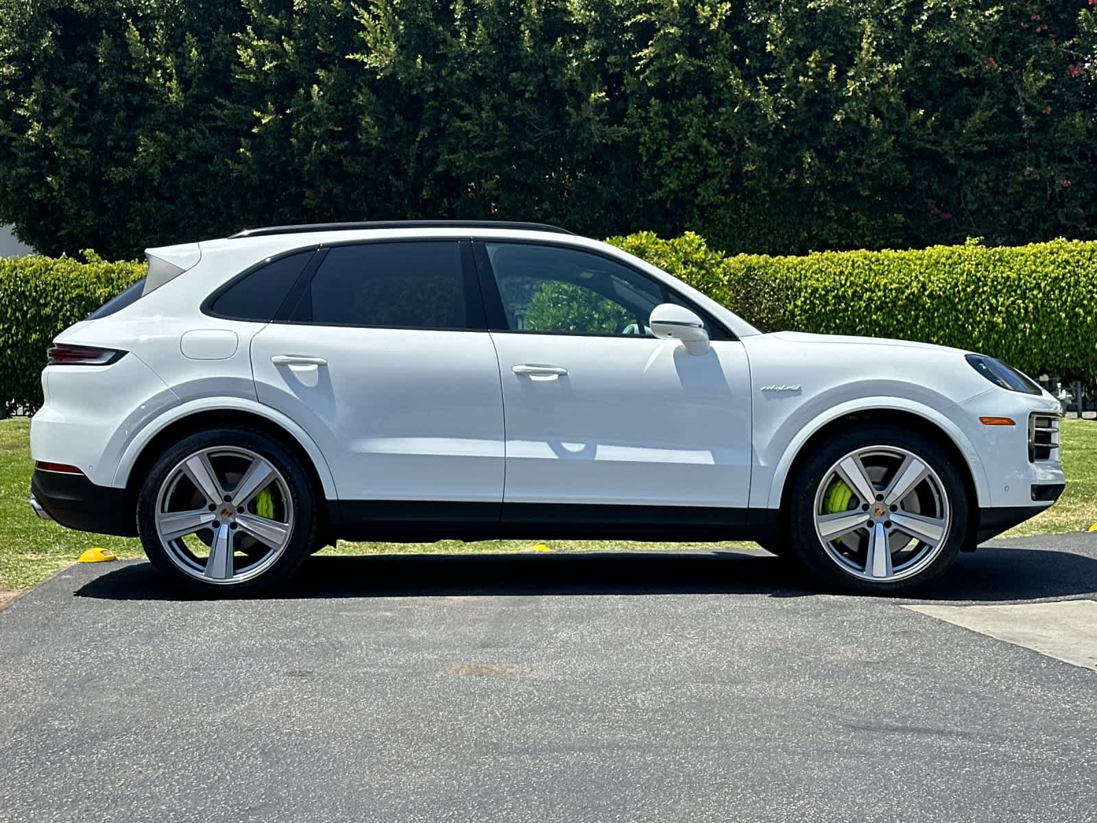 2025 Porsche Cayenne E-Hybrid