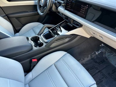 2026 Porsche Cayenne E-Hybrid