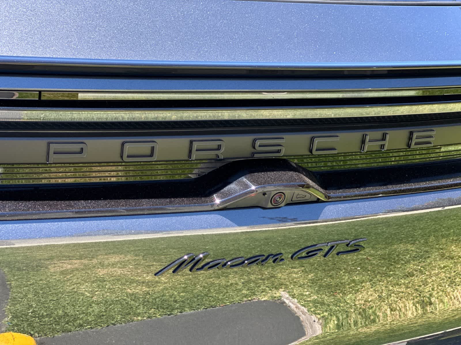 2026 Porsche Macan Macan GTS Electric