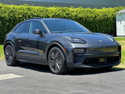 2026 Porsche Macan Macan GTS Electric