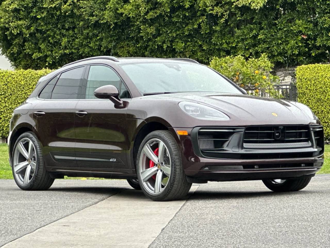 2025 Porsche Macan GTS
