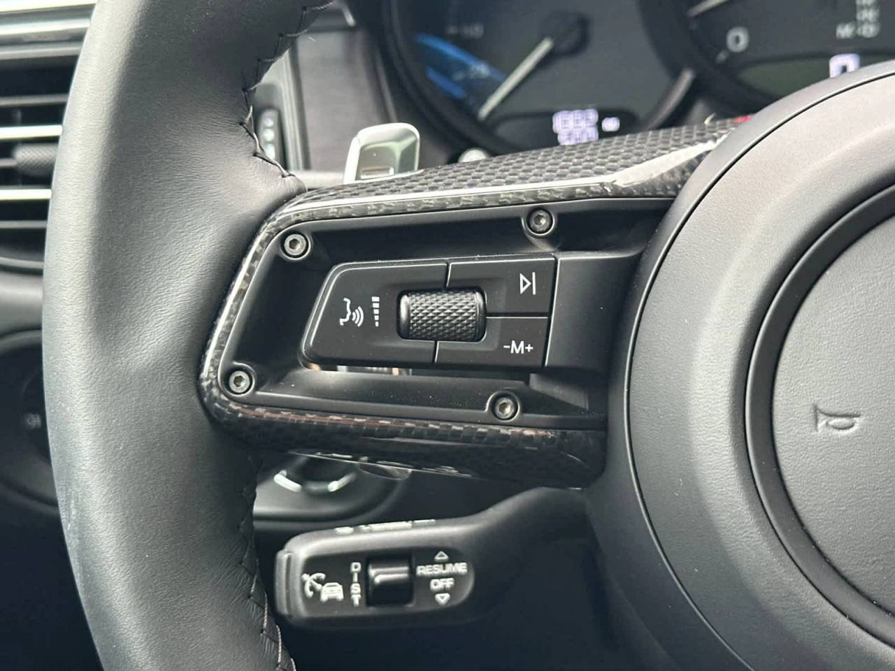 2025 Porsche Macan GTS