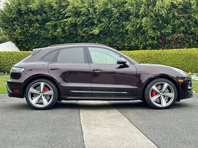 2025 Porsche Macan GTS