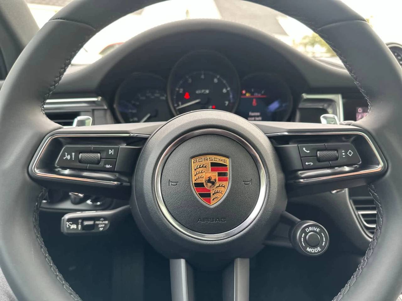 2026 Porsche Macan GTS