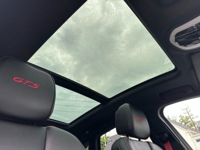 2025 Porsche Macan Macan GTS