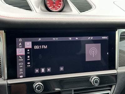 2025 Porsche Macan Macan GTS