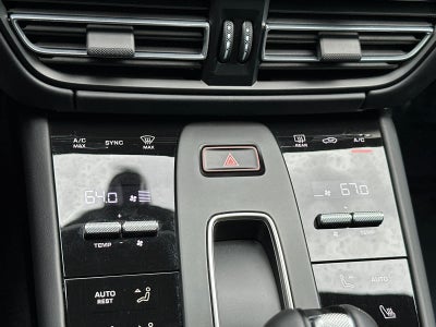 2025 Porsche Macan Macan GTS