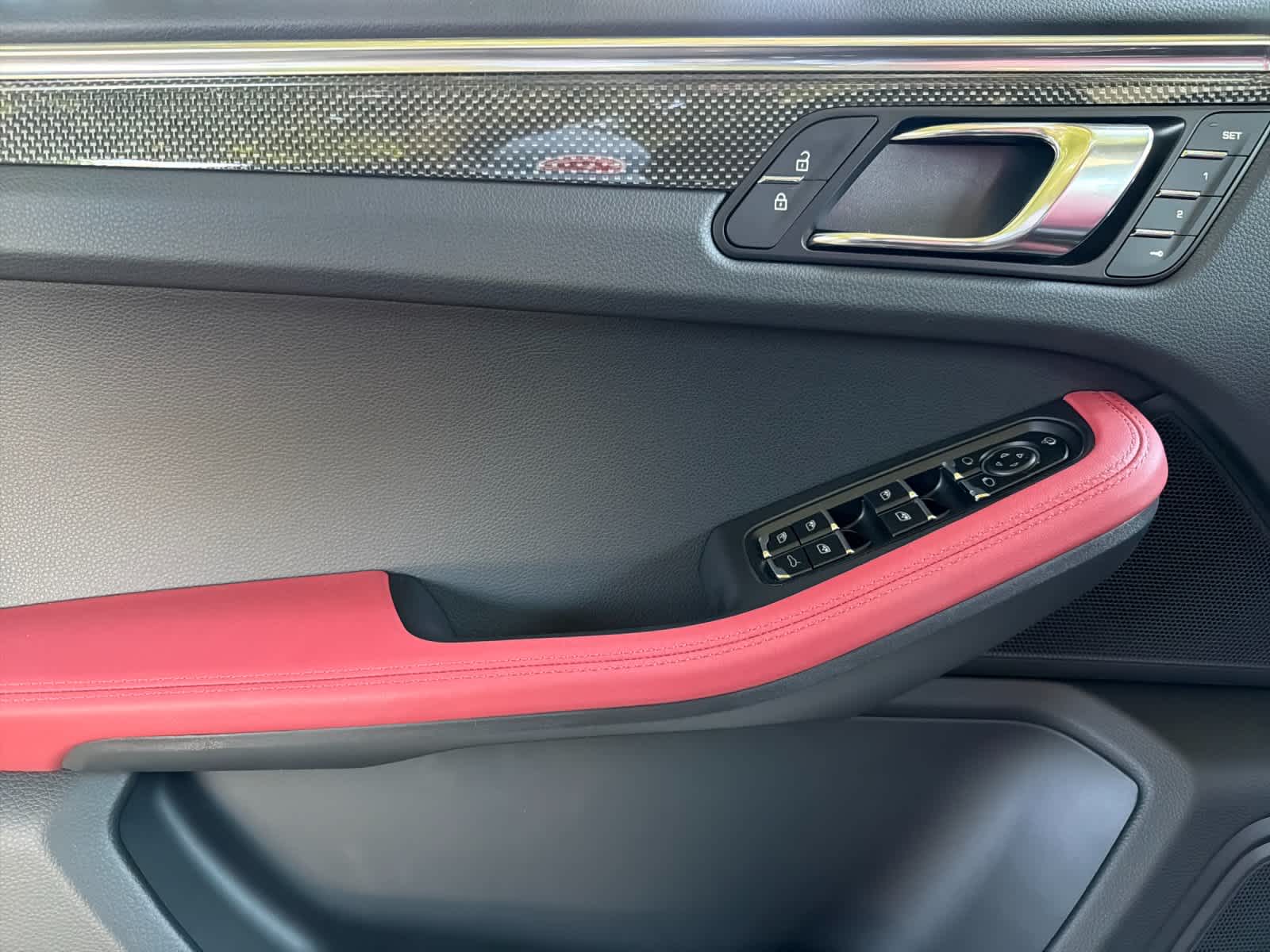 2026 Porsche Macan Macan GTS