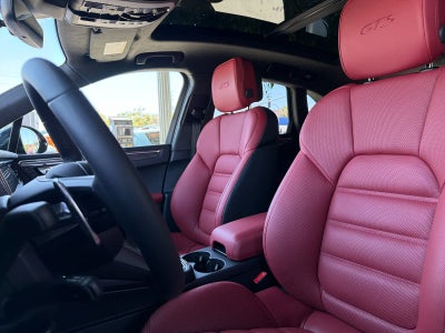 2026 Porsche Macan Macan GTS